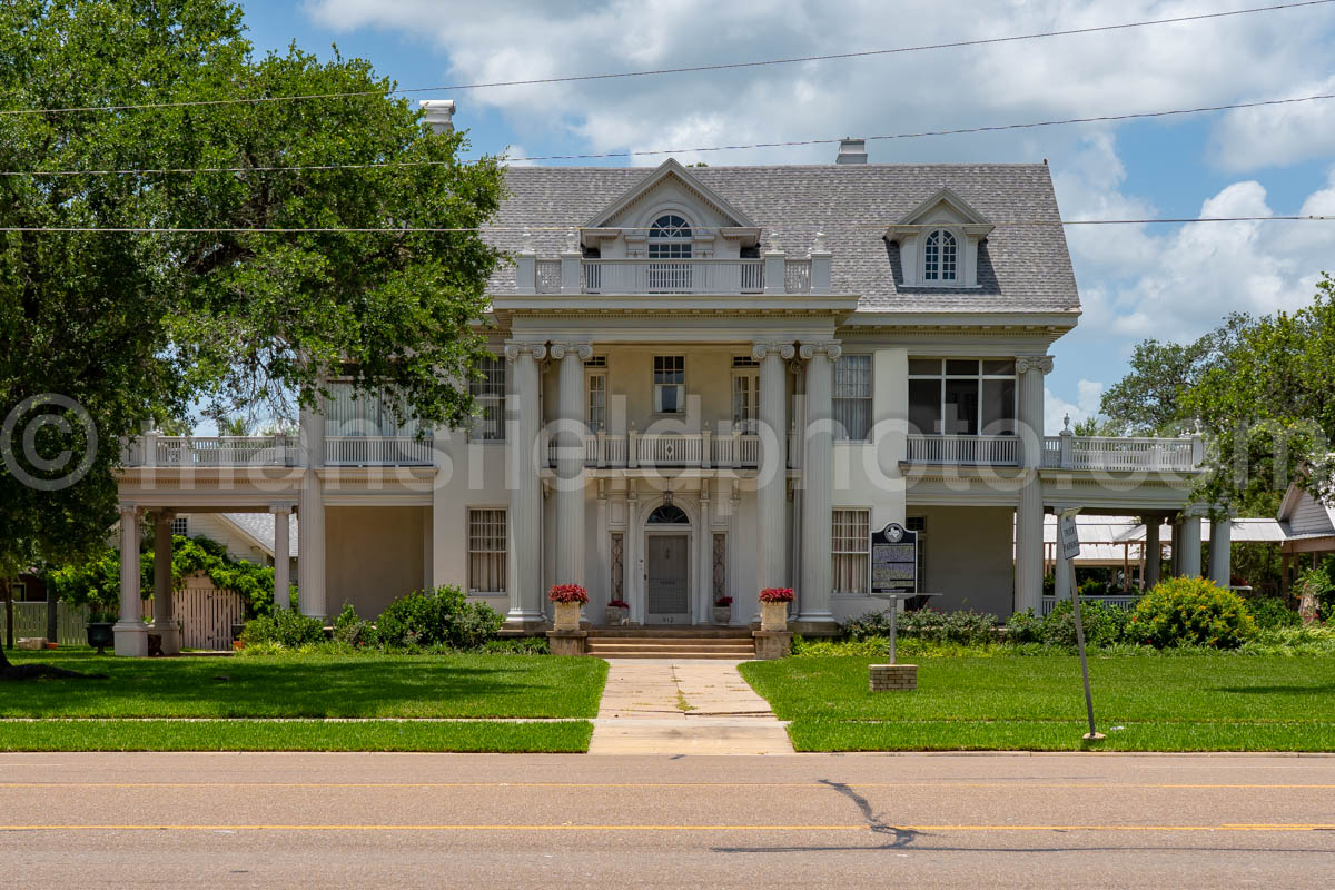 Historic House In Cuero, Texas A4-36566