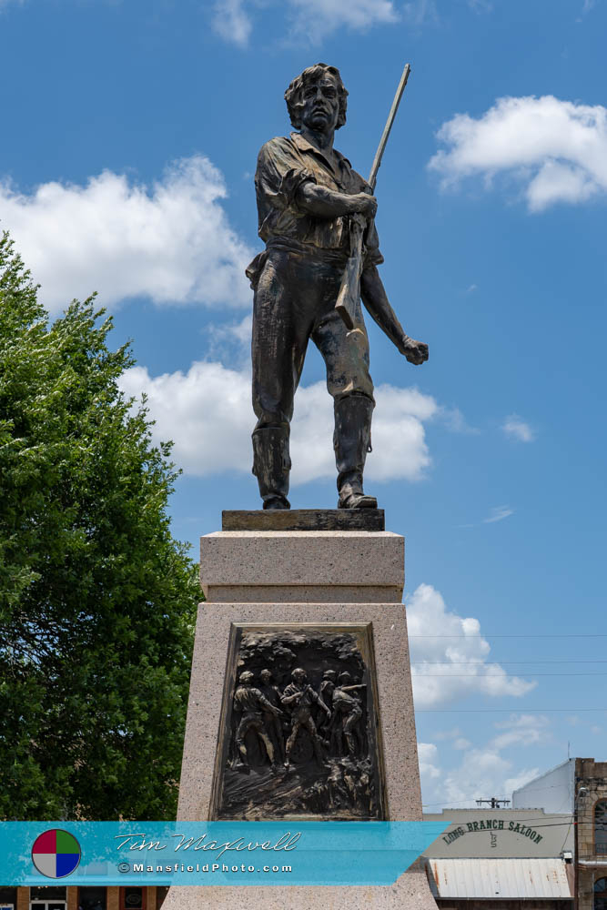 Heroes Square - Statue In Gonzales, Texas