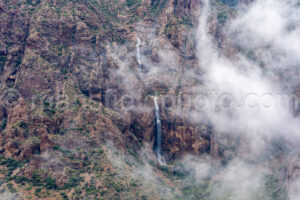 Angel Falls In Chisos Mountains - Big Bend A4-37269 - Mansfield Photography