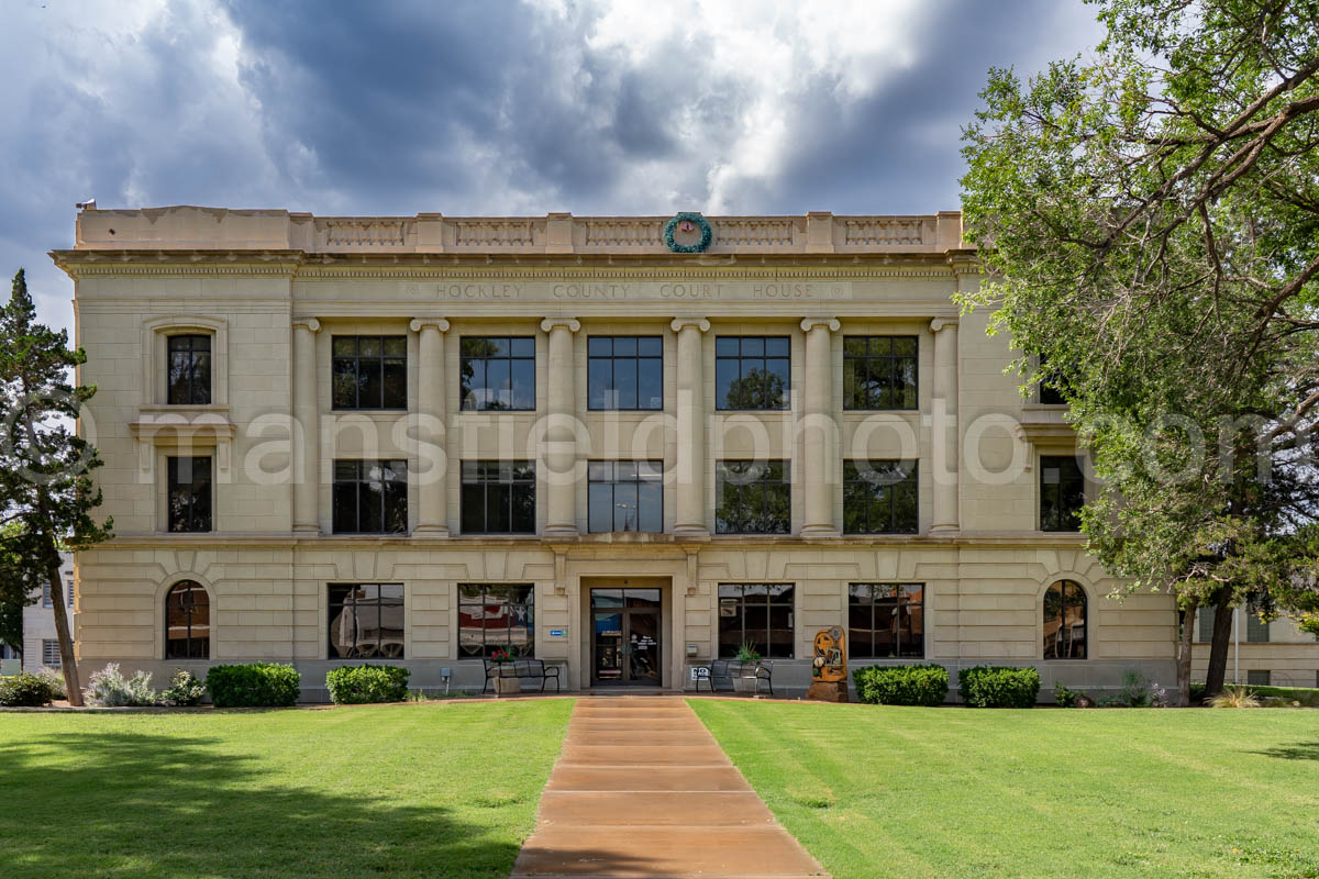 Hockley County Courthouse In Levelland, Texas A4-37697