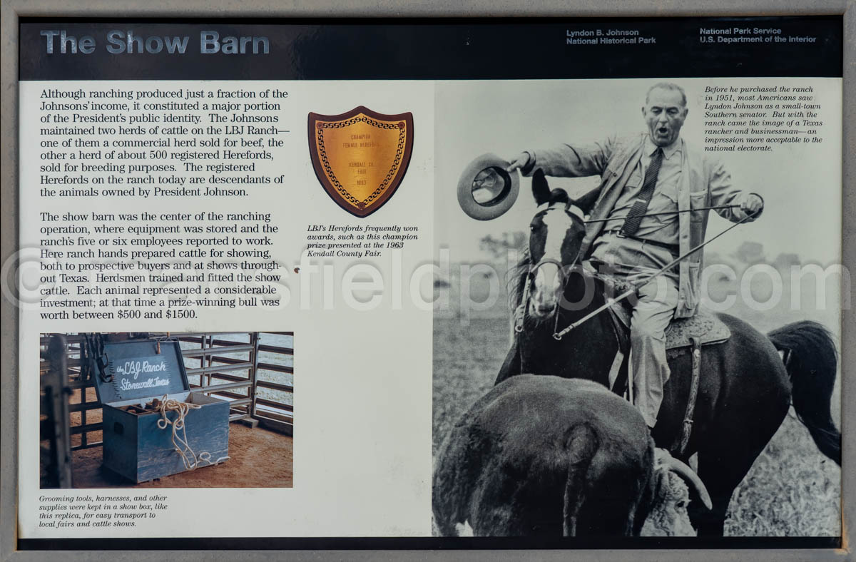 Show Barn at Lyndon B. Johnson National Historical Park A4-37903