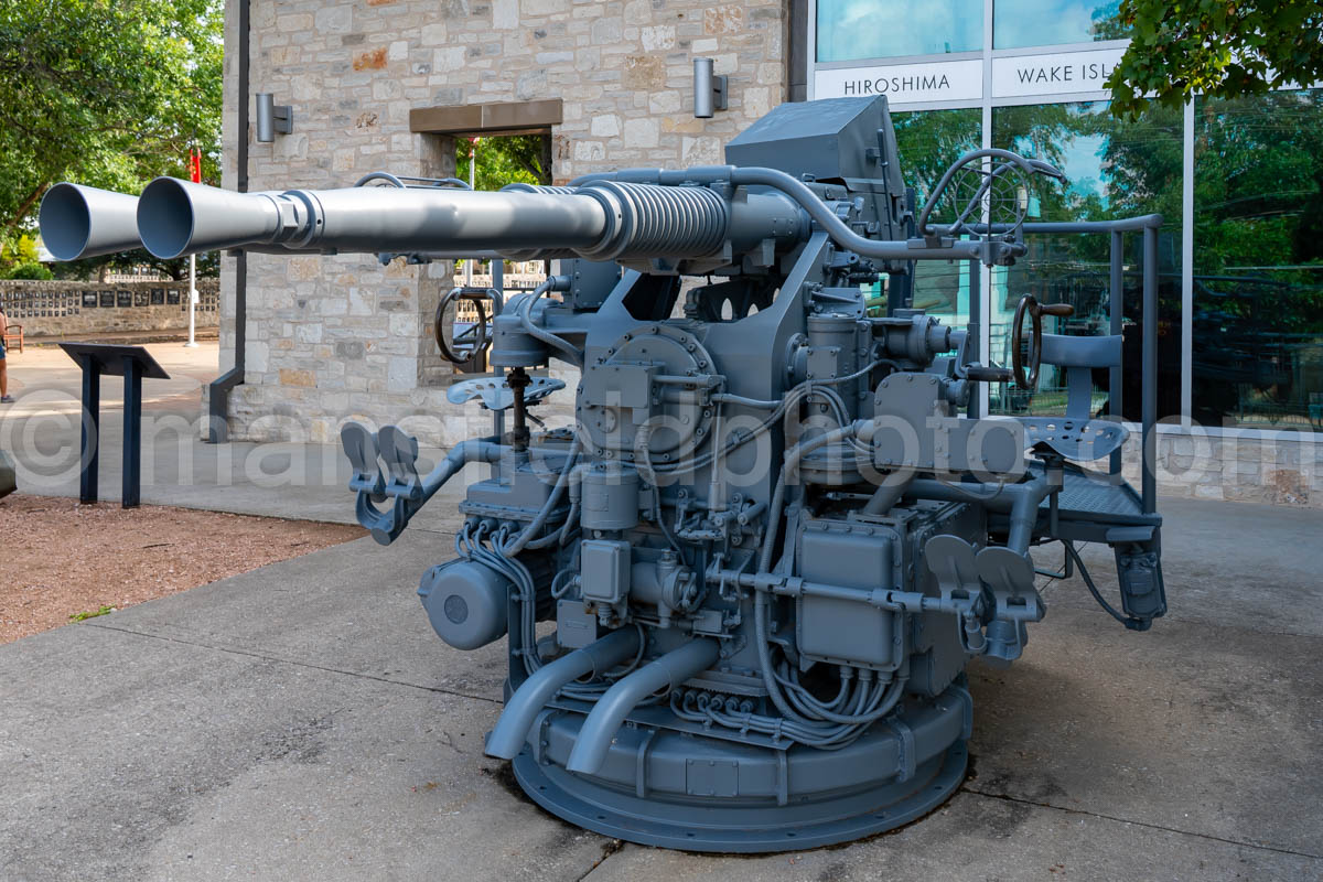Twin 40mm Bofars in Fredericksburg, Texas A4-38039