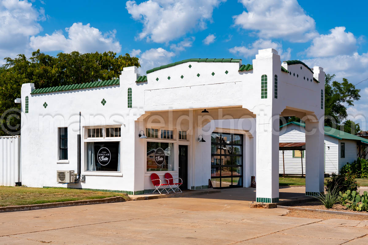 Old Sinclair Gas Station In Childress, Texas A4-38421