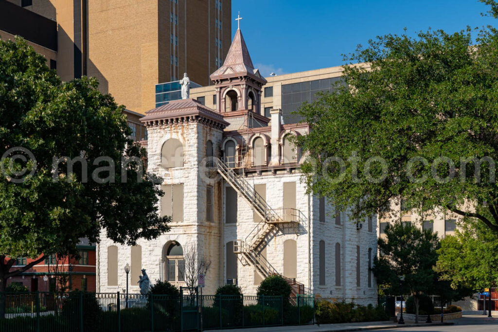 Saint Patrick Cathedral A4-38575 - Mansfield Photography